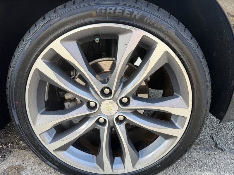 Used 2021 Chevrolet Malibu LT FWD image 26