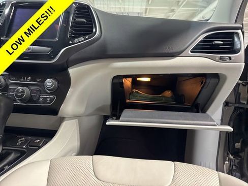 Used 2020 Jeep Cherokee Limited AWD/4WD image 43