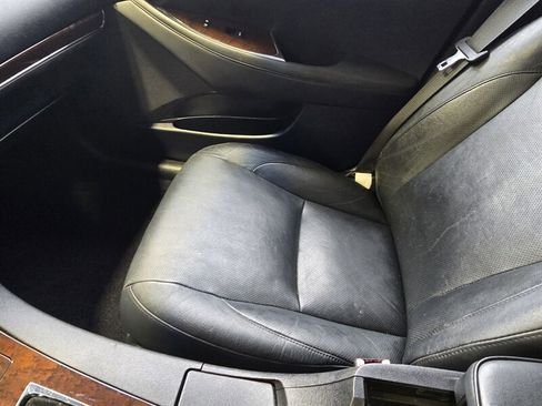 Used 2011 Lexus ES 350 image 23