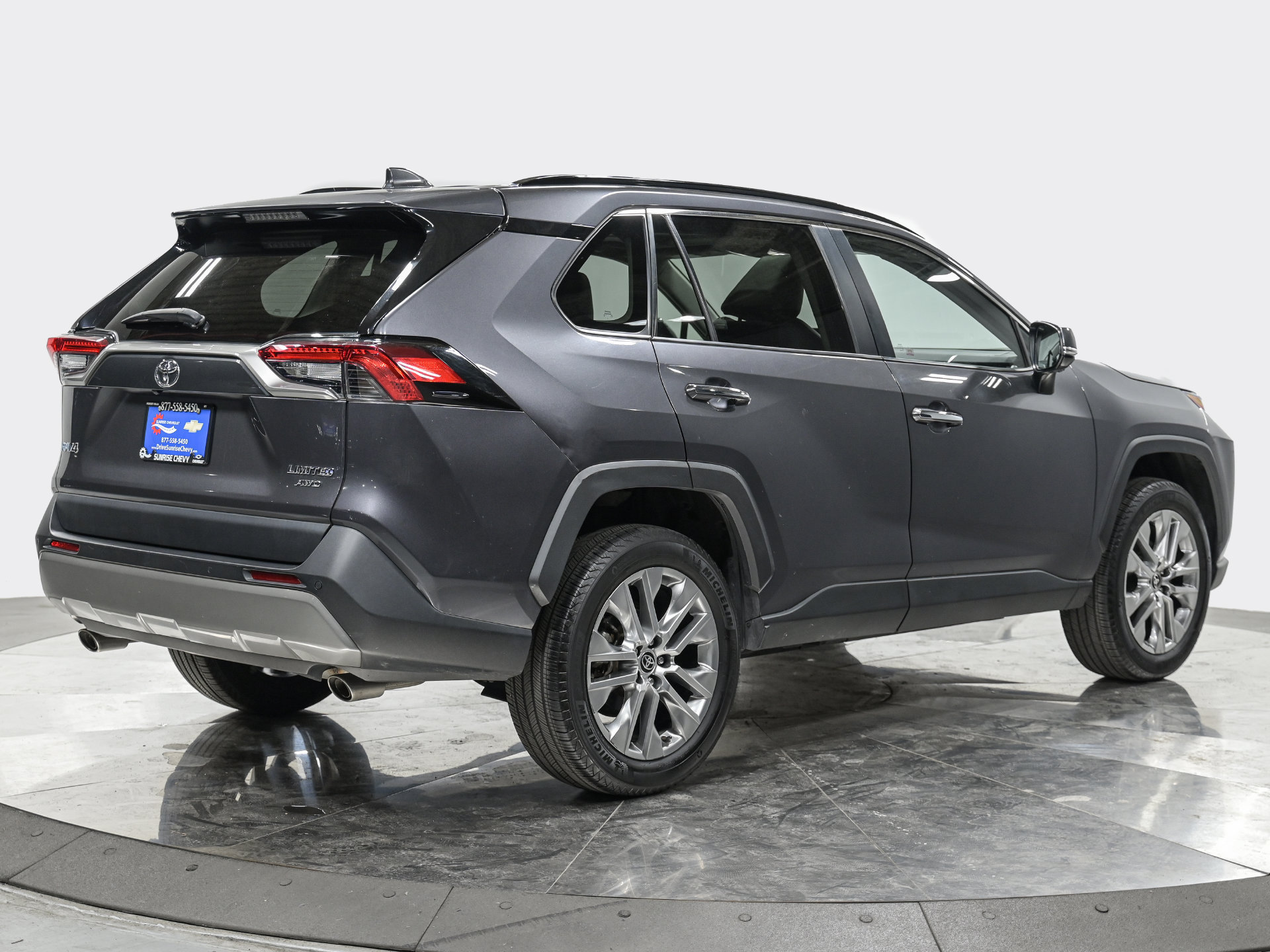 Used 2024 Toyota RAV4 Limited w/ Advanced Technology Package AWD/4WD image 6