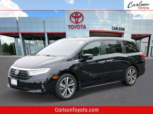 Used 2023 Honda Odyssey Touring image 1
