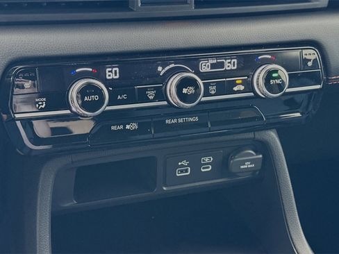 New 2025 Honda Pilot Sport image 20