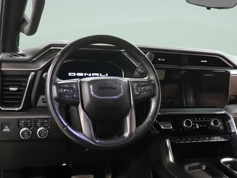 Used 2024 GMC Sierra 3500 Denali Ultimate AWD/4WD image 7