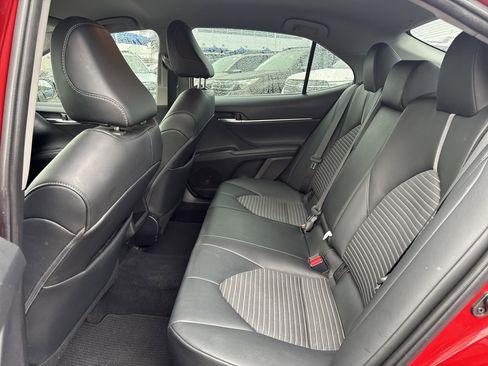 Used 2021 Toyota Camry SE w/ Convenience Package image 27