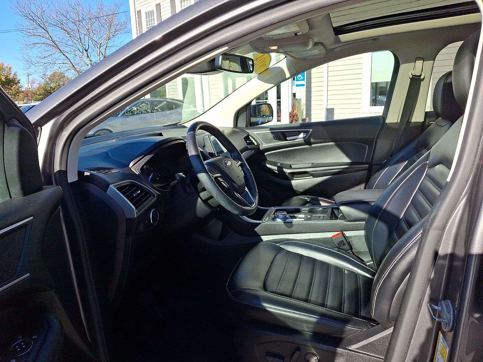 Used 2024 Ford Edge SEL w/ Convenience Package AWD/4WD image 14