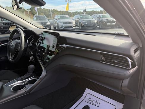 Used 2023 Toyota Camry LE image 16