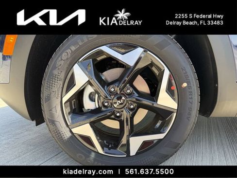 New 2026 Kia Seltos EX FWD image 29