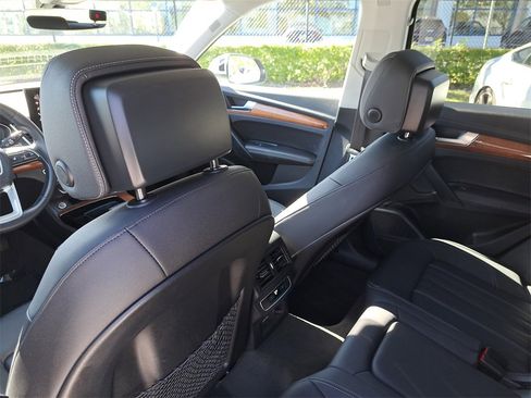 Certified 2023 Audi Q5 2.0T Premium Plus w/ Premium Plus Package image 26