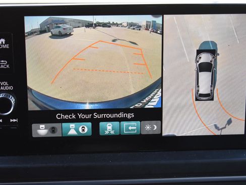 Used 2023 Honda Pilot Elite image 10