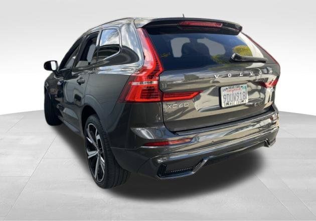 Used 2023 Volvo XC60 B5 Ultimate w/ Protection Package Premier FWD image 3