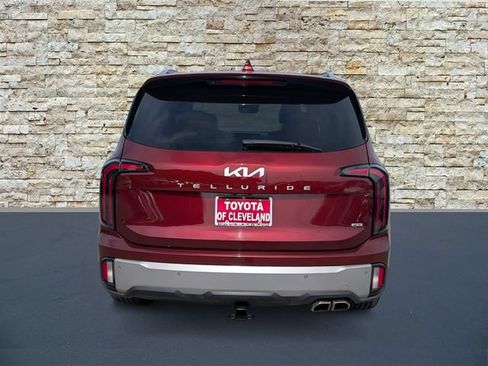 Used 2024 Kia Telluride SX Prestige AWD/4WD image 6