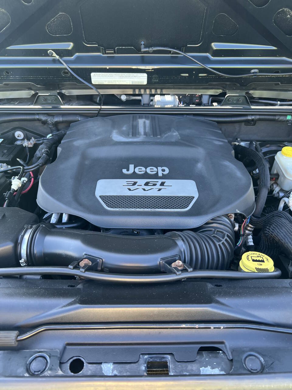 Used 2012 Jeep Wrangler Sport AWD/4WD image 11
