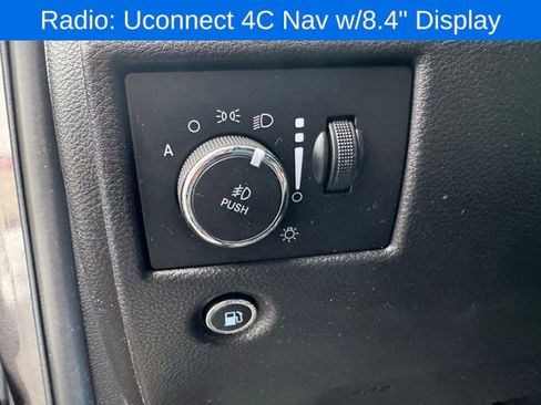 Used 2020 Jeep Grand Cherokee Limited image 13