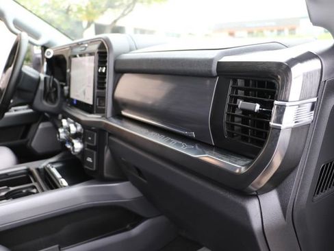 Used 2026 Ford F350 Lariat w/ Lariat Ultimate Package AWD/4WD image 13
