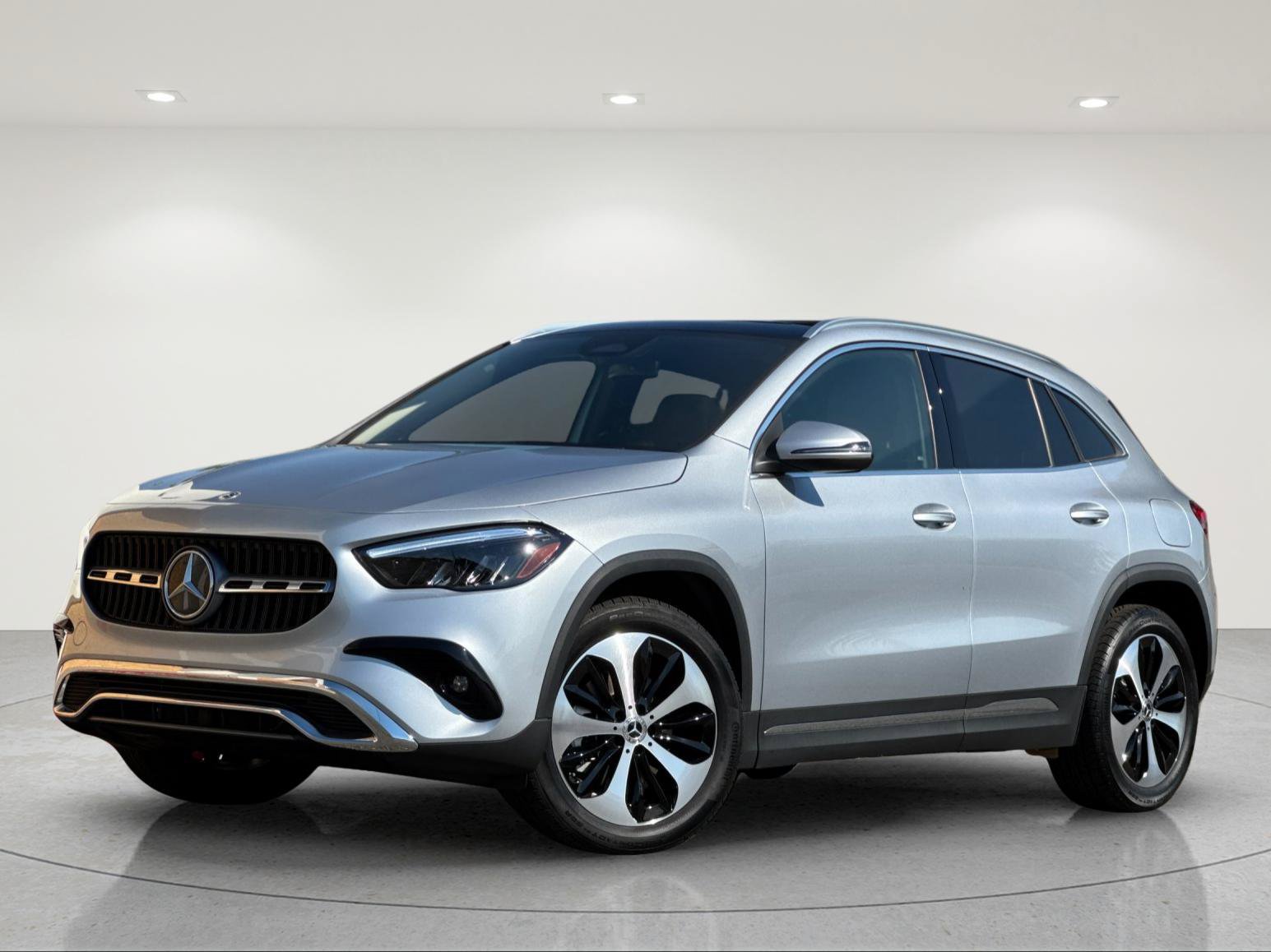 Certified 2026 Mercedes-Benz GLA 250 image 2