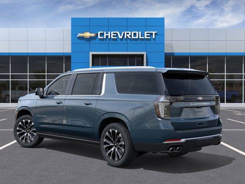 New 2026 Chevrolet Suburban High Country image 40
