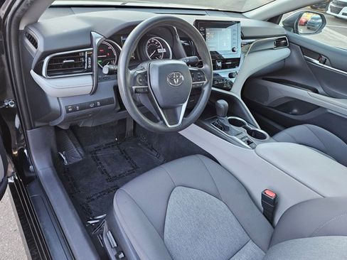 Used 2022 Toyota Camry LE image 8