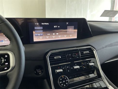 New 2025 Nissan Armada SL w/ Captain's Chari Seat Package image 30