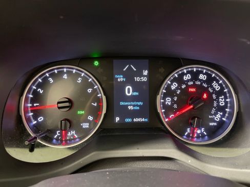 Used 2019 Toyota RAV4 XLE w/ All Weather Liner Package AWD/4WD image 18