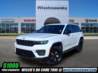 Used 2025 Jeep Grand Cherokee Altitude AWD/4WD video 1