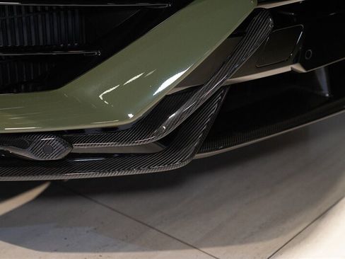 Used 2023 Lamborghini Urus Performante AWD/4WD image 28