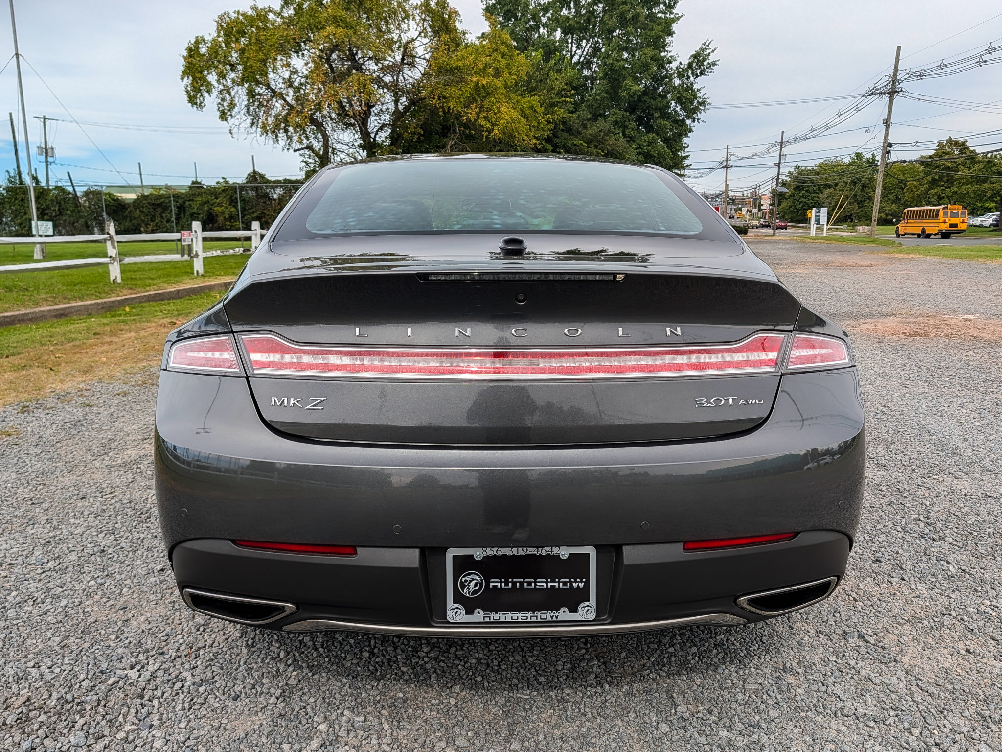Used 2017 Lincoln MKZ Reserve w/ Technology Package AWD/4WD image 6