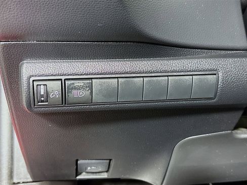 Used 2022 Toyota Corolla XSE image 12