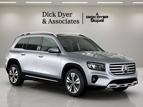 Used 2026 Mercedes-Benz GLB 250 image 37
