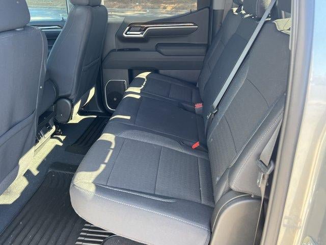 New 2026 GMC Sierra 1500 SLE w/ X31 Off-Road Package AWD/4WD image 16