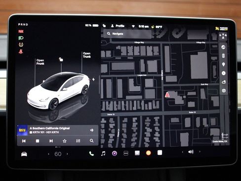 Used 2023 Tesla Model 3 Standard Range RWD image 15