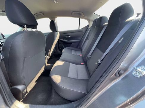 Used 2023 Nissan Sentra SV FWD image 9