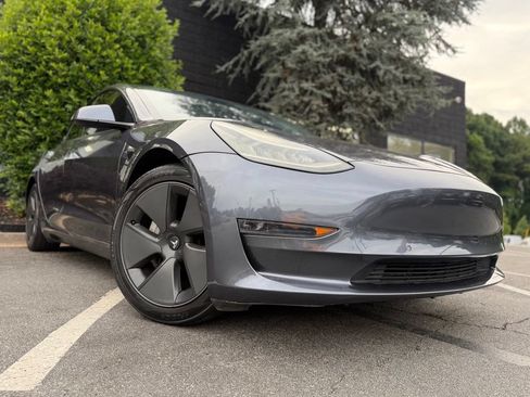 Used 2021 Tesla Model 3 Standard Range Plus RWD image 8