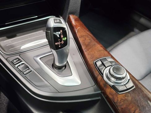 Used 2013 BMW 328i xDrive Sedan image 15