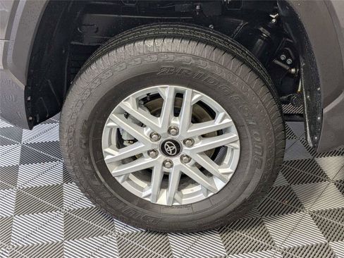Used 2025 Toyota Tundra SR5 w/ SR5 Premium Package AWD/4WD image 9