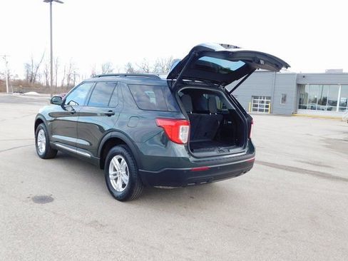 Used 2023 Ford Explorer XLT image 23
