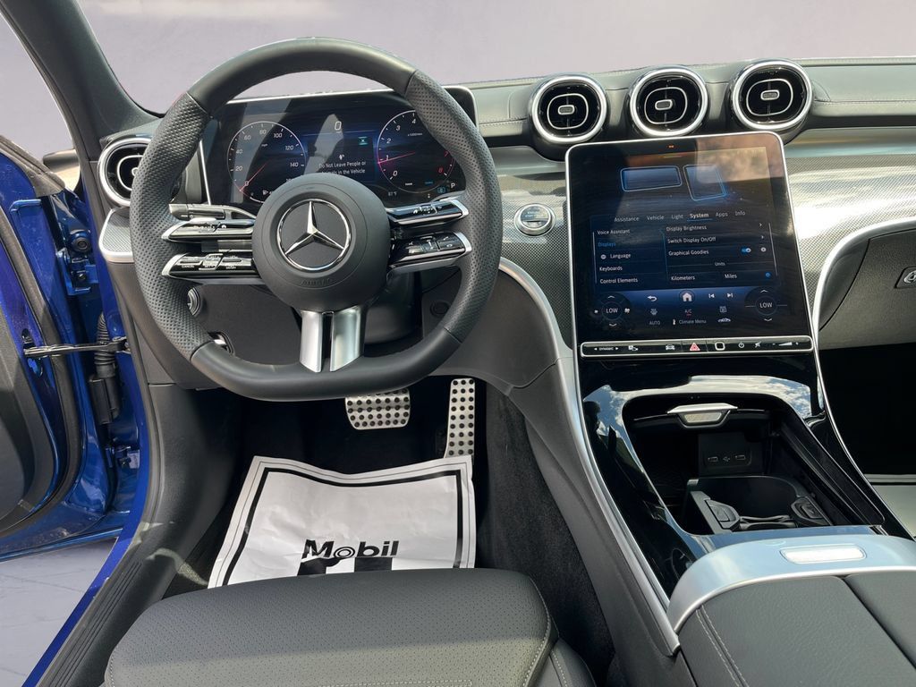 Certified 2026 Mercedes-Benz C 300 4MATIC Sedan image 9
