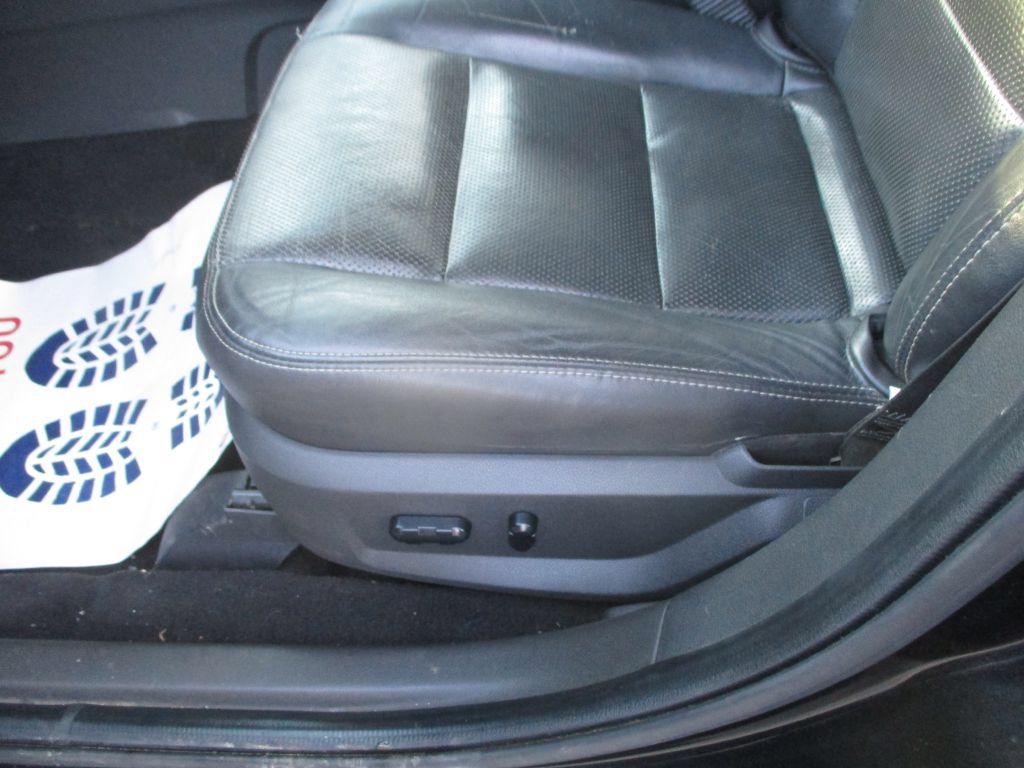 Used 2009 Ford Taurus Limited AWD/4WD image 12