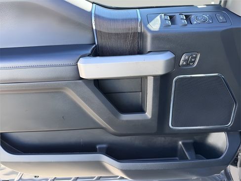 Used 2021 Ford F350 Lariat w/ Lariat Ultimate Package image 31