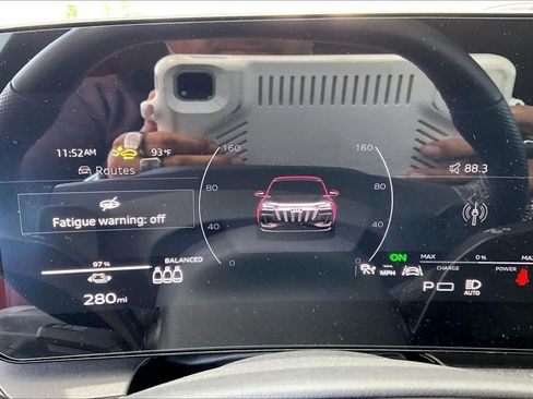 Used 2025 Audi SQ6 e-tron Prestige w/ Black Optic Package AWD/4WD image 24