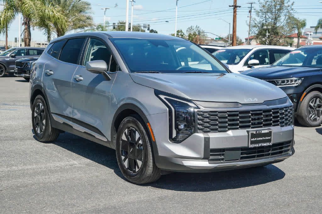 Certified 2026 Kia Sportage LX FWD image 3