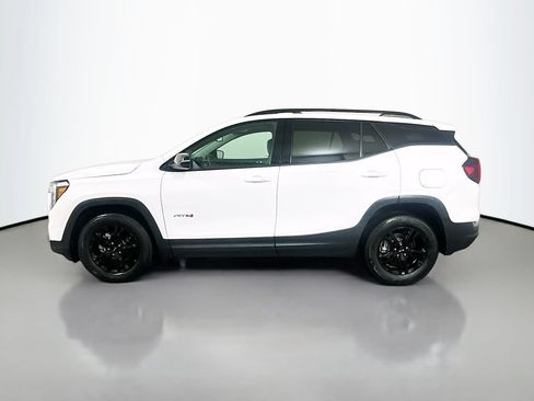 Used 2023 GMC Terrain AT4 AWD/4WD image 8