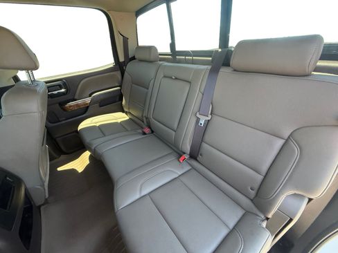 Used 2018 GMC Sierra 1500 SLT AWD/4WD image 16