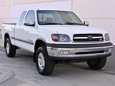 Used 2001 Toyota Tundra SR5 AWD/4WD image 9