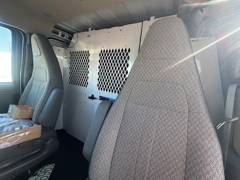 New 2025 Chevrolet Express 2500 w/ Enhanced Convenience Package image 23