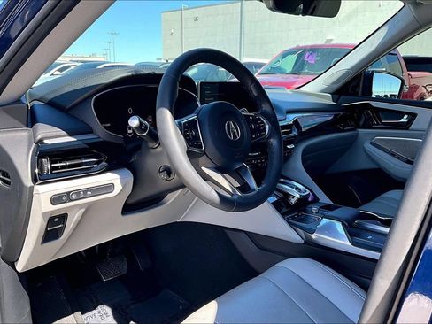 Used 2024 Acura MDX FWD w/ Technology Package image 17