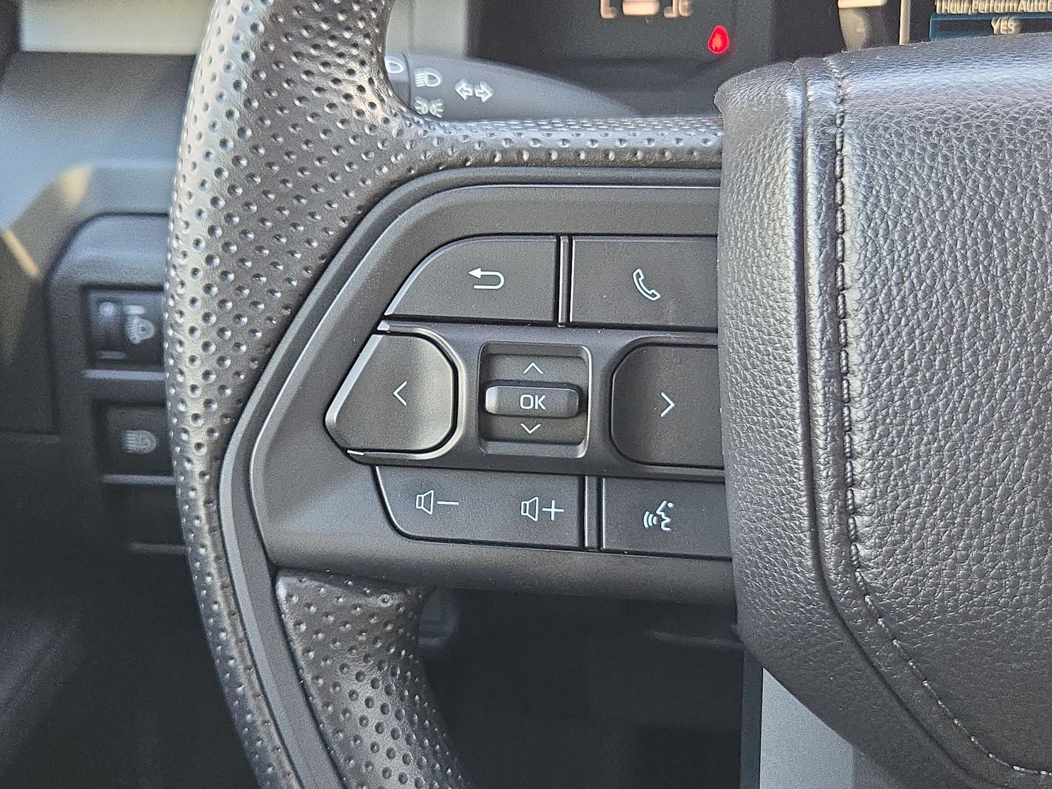 Used 2024 Toyota Tacoma SR RWD image 20