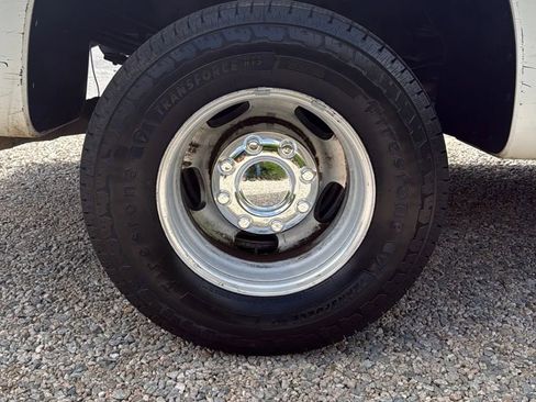 Used 2015 Ford F350 Lariat w/ Lariat Ultimate Package image 37