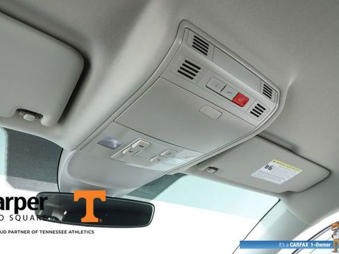 Used 2023 Volkswagen Taos SE w/ Black Wheel Package FWD image 63