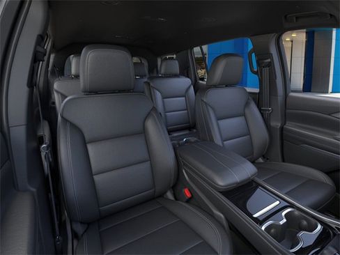 New 2026 Chevrolet Traverse LT w/ Driver Confidence Package image 16