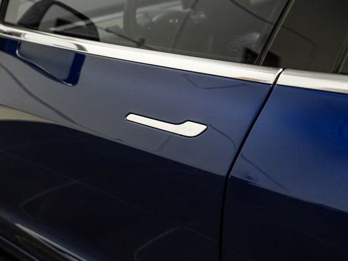 Used 2018 Tesla Model 3 Long Range image 36